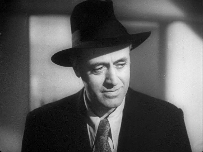 Green for Danger Blu-ray - Alastair Sim